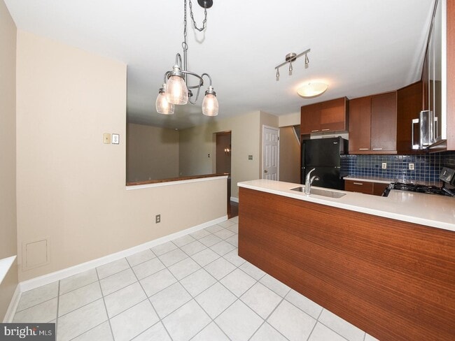 Building Photo - 252 Copper Beech Dr