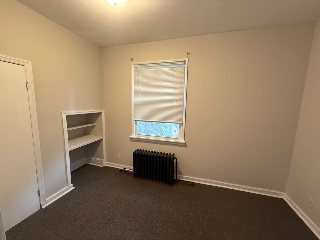 Building Photo - 812 Edgewood Ave