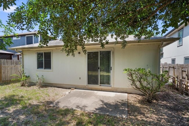 Building Photo - 16225 Hamilton Point Cir