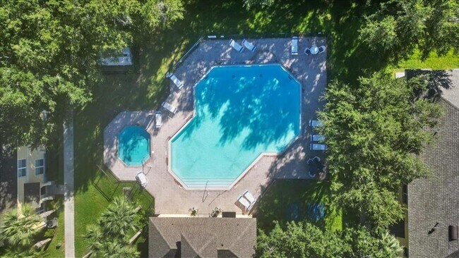 Building Photo - 37554 Daliha Terrace