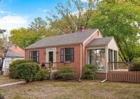 Building Photo - 2 Bedroom Home off of Monument Ave with Great Move-In Special!! ***Available Early September***