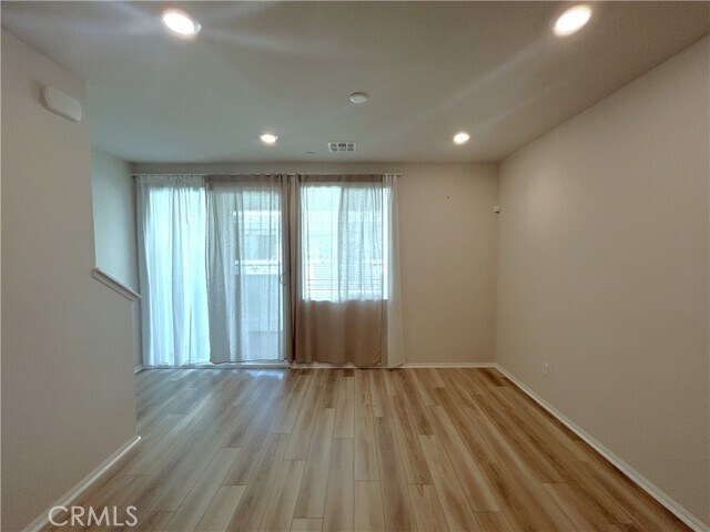 Building Photo - 1696 Cayton Lp