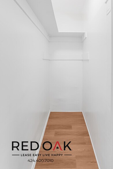 Building Photo - 4348 Lockwood Ave