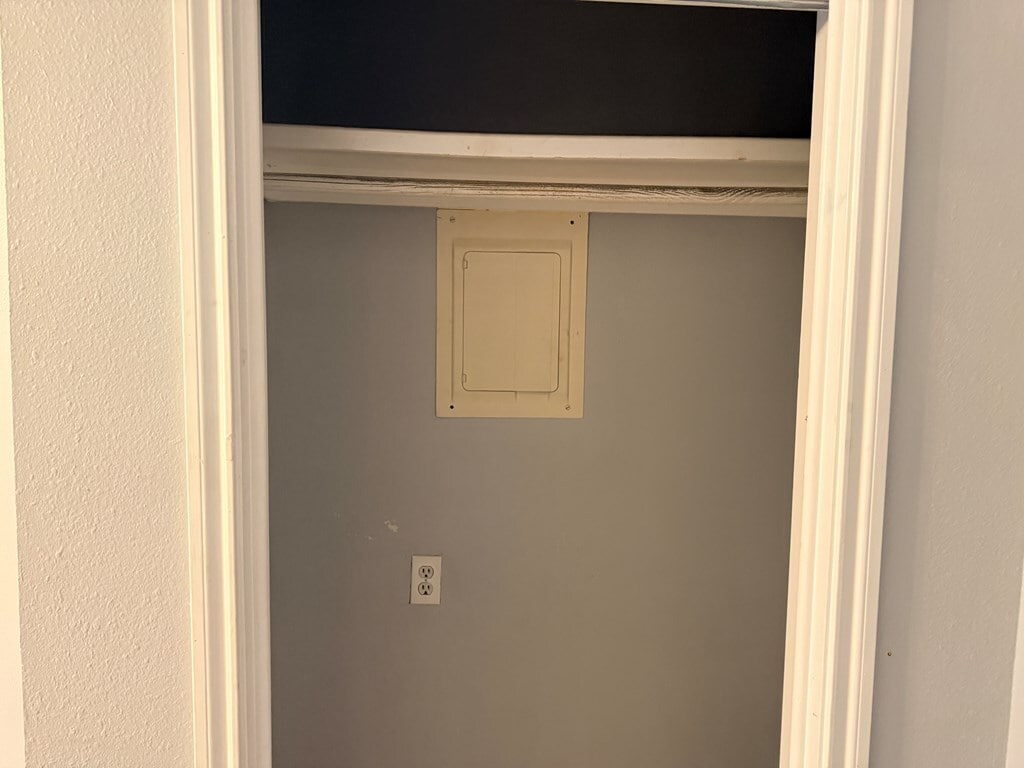 Building Photo - 2 Star Cir