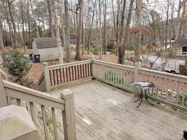 Building Photo - 3740 Clubland Dr