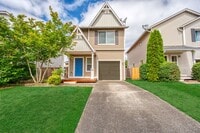 Building Photo - 3 Bedroom 2.5 Bath with fenced yard