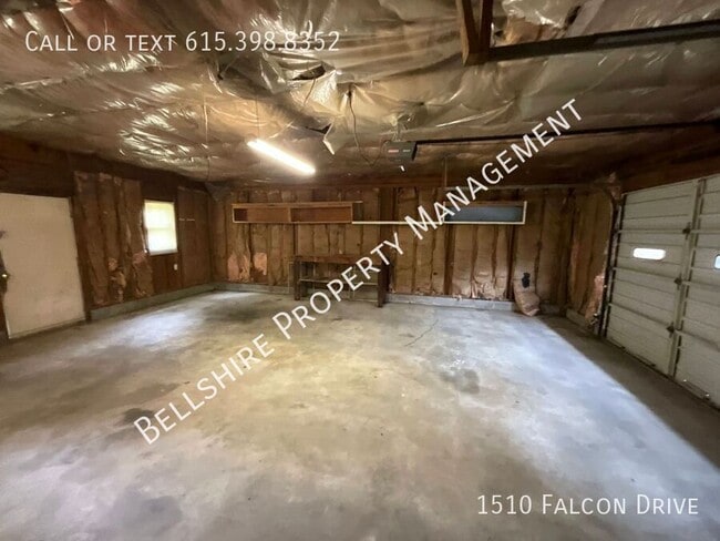 Building Photo - 1510 Falcon Dr