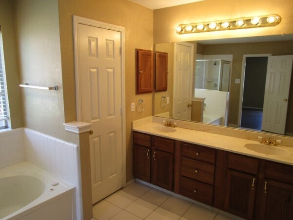 Building Photo - 7107 Grey Dawn Ln