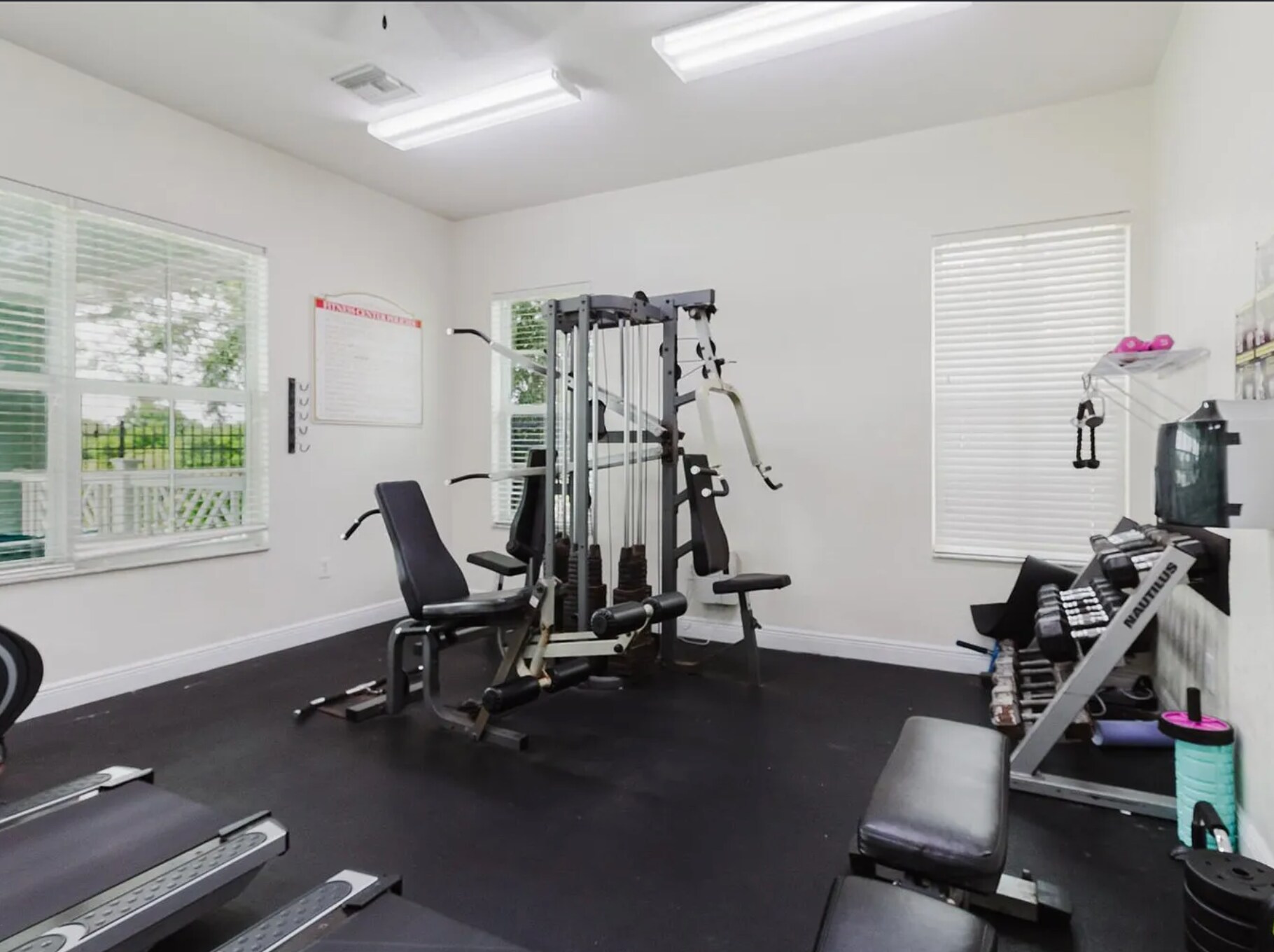 Building Photo - 6018 Portsdale Pl