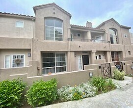 Building Photo - *Coming Soon!*  Remodeled 3 bedroom townho...