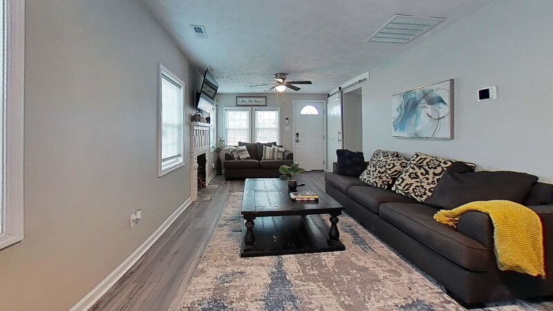 Building Photo - 445 Ames St