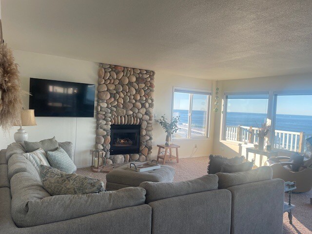 Building Photo - 257 SW Ebb Ave