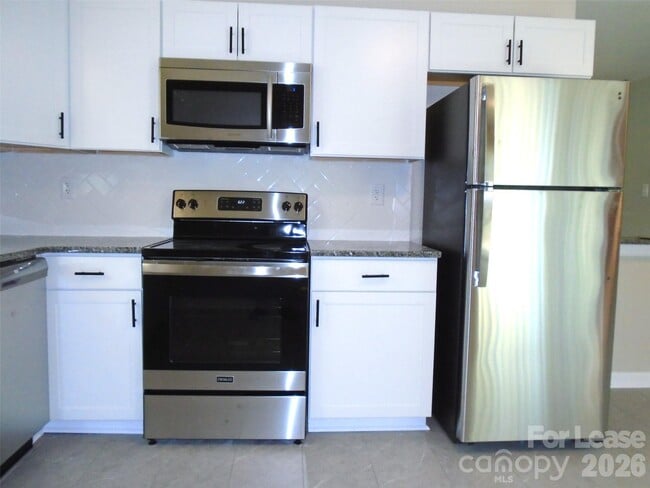 Building Photo - 1014 Penrose Ln