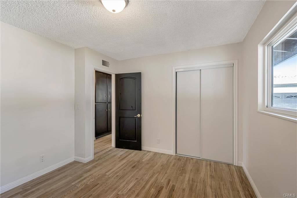 Building Photo - 18500 Celtic St