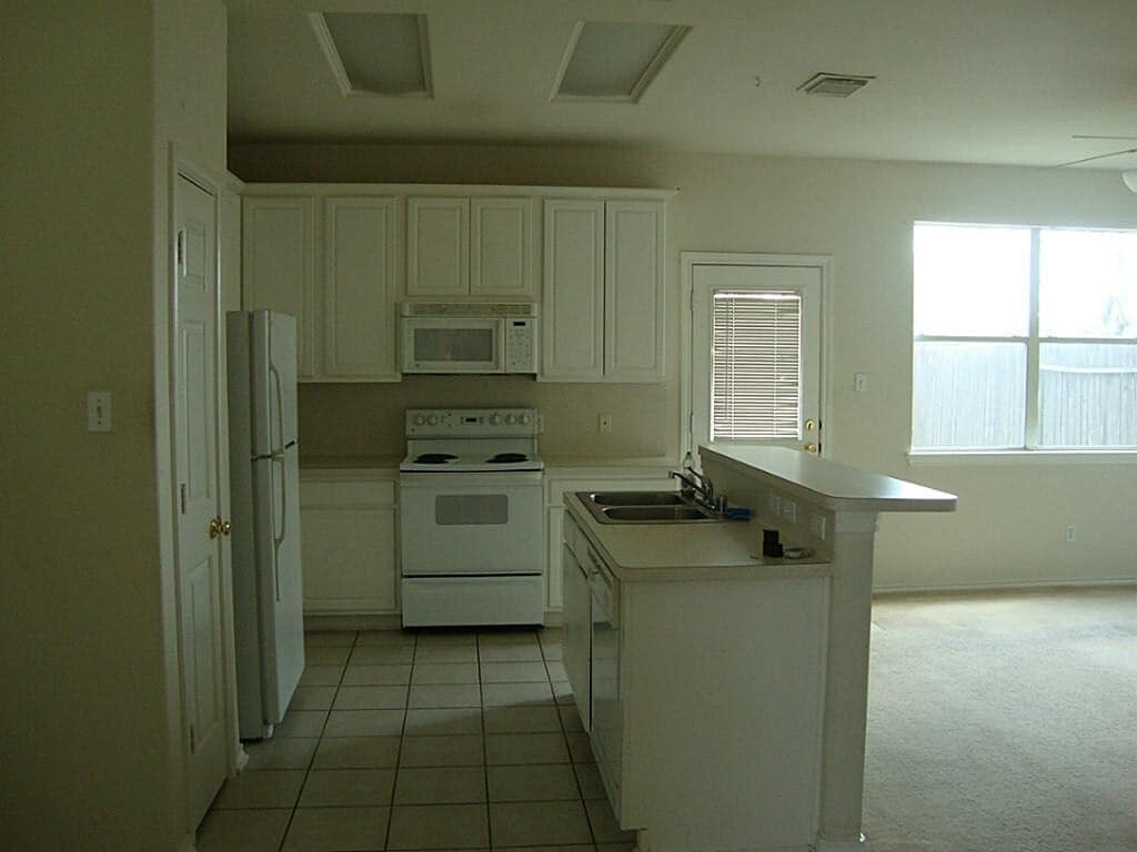 Building Photo - 16515 Cairngorm Dr