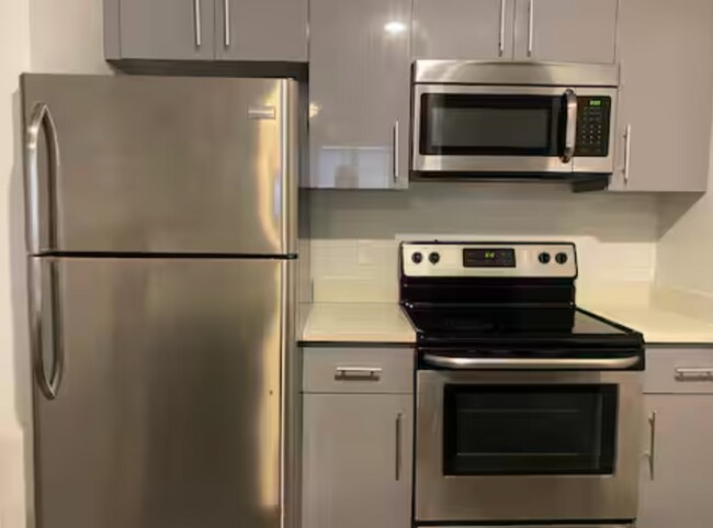 Building Photo - 1505 Commonwealth Ave