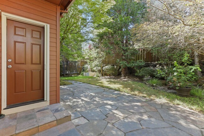 Building Photo - FOR RENT: CORNER LOT, Immaculate, lovely a...