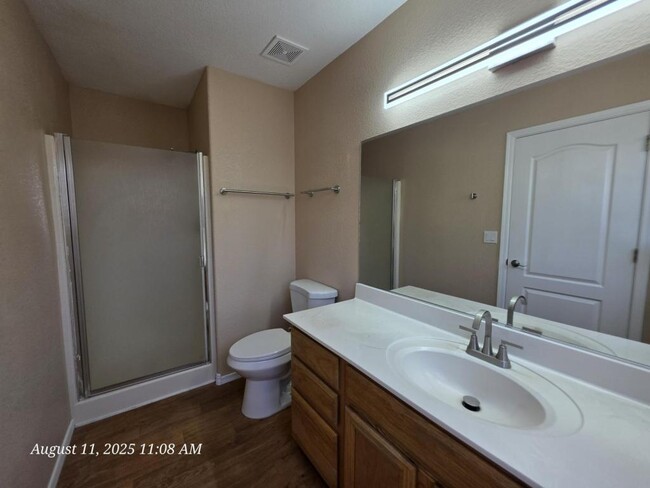 Building Photo - 1801 Chicago Ave