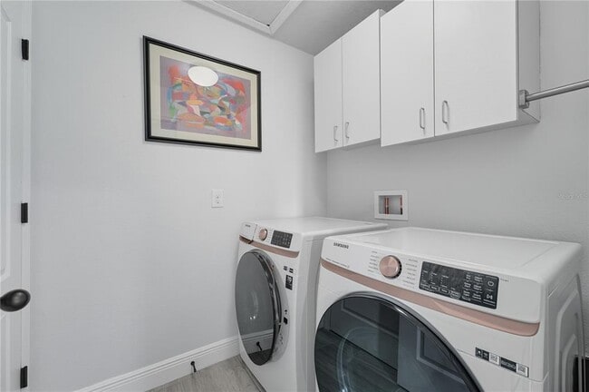 Building Photo - 133 Whirlaway Dr