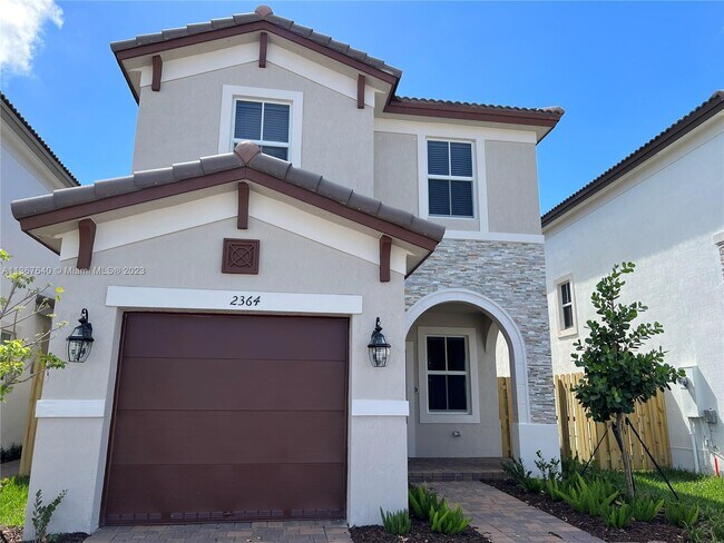 Building Photo - 2364 NW 130th St