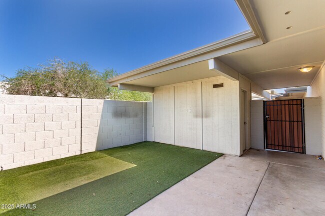 Building Photo - 4971 N Granite Reef Rd