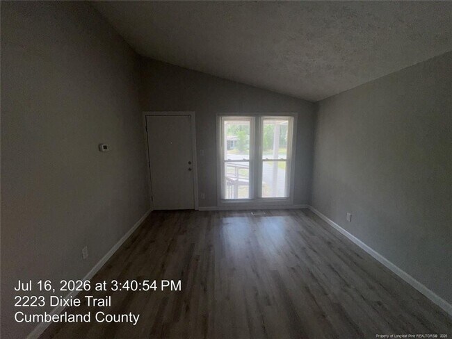 Building Photo - 2223 Dixie Trail