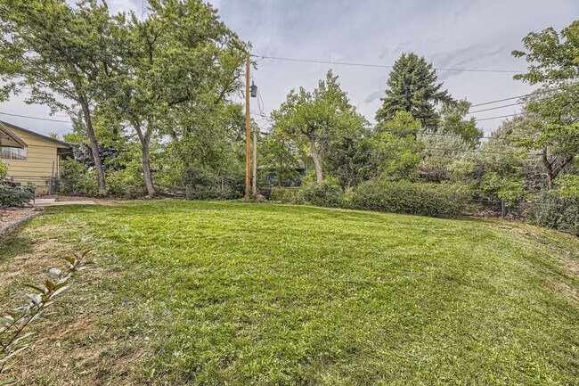 Building Photo - 1505 Findlay Way