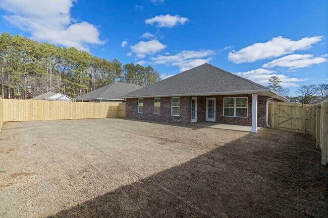 Building Photo - 9102 Eagle Trce Dr SE