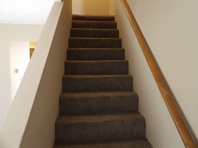 Building Photo - 432 Harrodsburg Ln