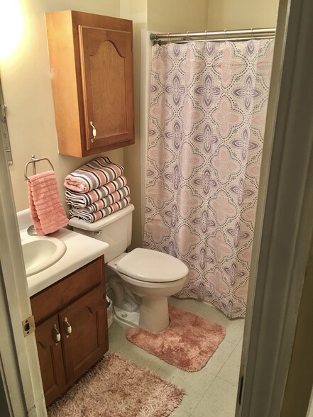 *Representation, not actual unit. - 511 Banks Rd