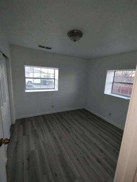 Building Photo - 300 N 14th St