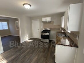 Building Photo - 203 Southeastern Ave