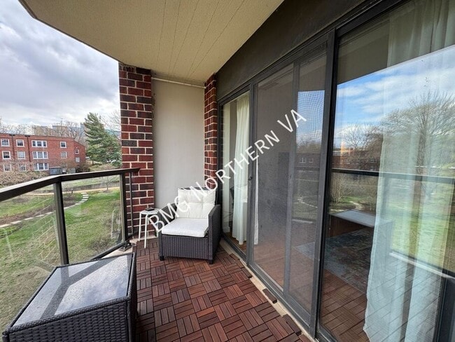 Building Photo - 2100 Langston Blvd.