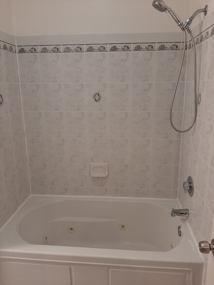 Building Photo - 800 Ocean Ave