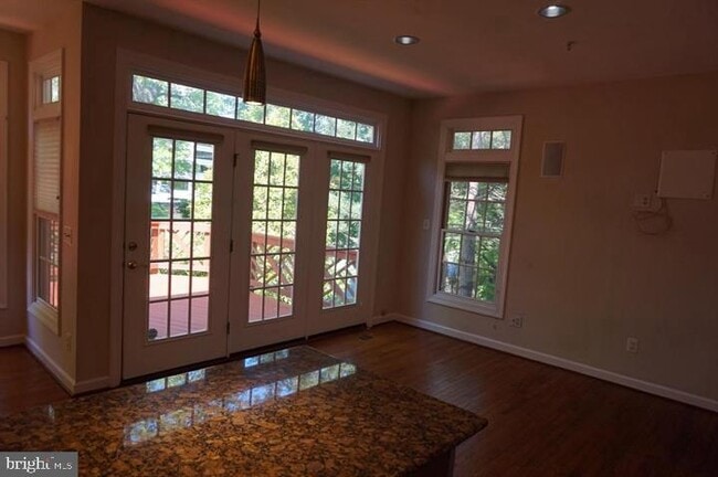 Building Photo - 8036 Kidwell Town Ct