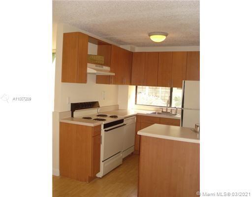 Building Photo - 17021 N Bay Rd