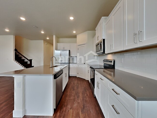 Building Photo - 11535 W Mesquite St