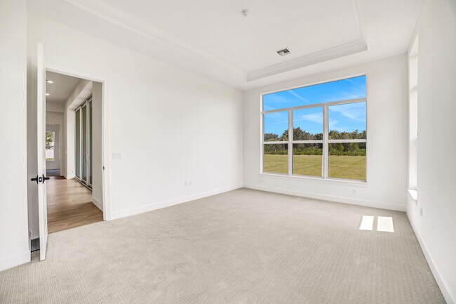 Building Photo - 20161 SE Bridgewater Dr