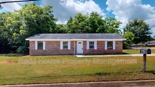 Primary Photo - 903 W Adams St