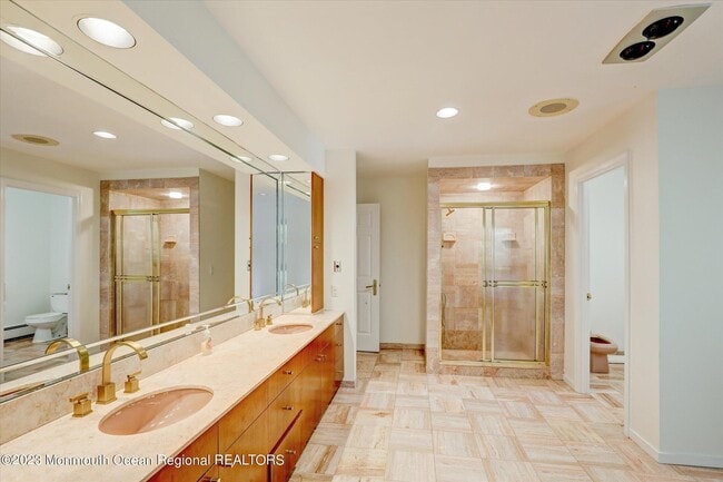 Building Photo - 84 Wickapecko Dr