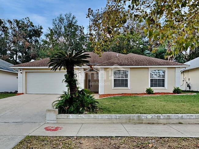 Building Photo - 815 Park Trail Dr