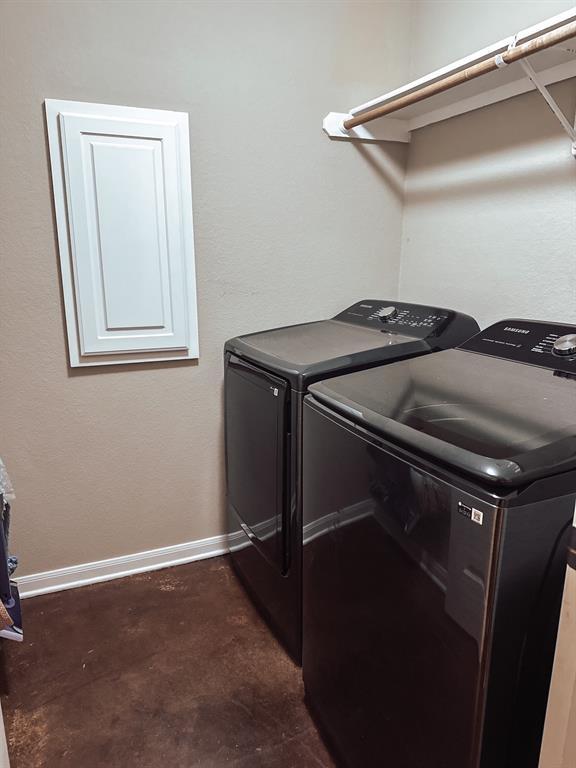 Building Photo - 1602 Silver Spur Cove