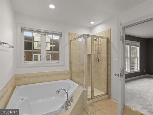Building Photo - 7980 Vigne Ct