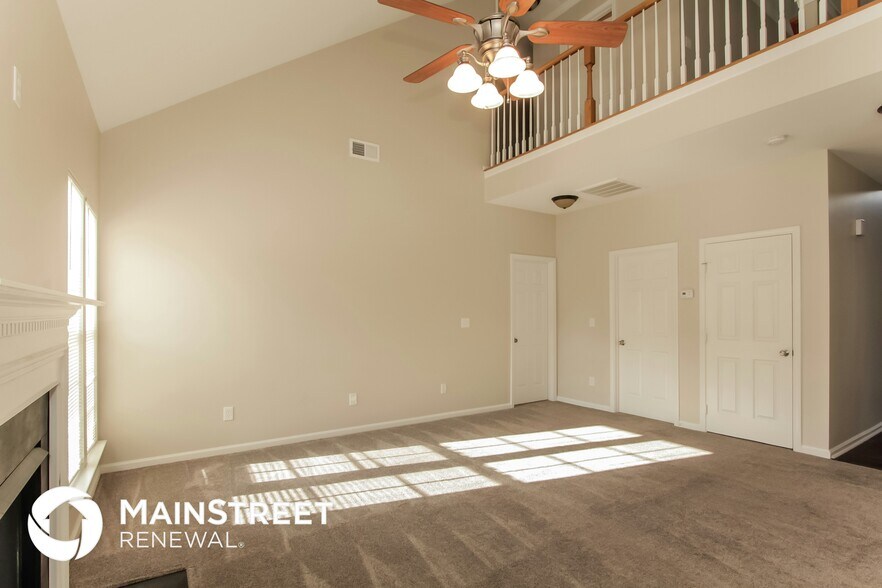 Building Photo - 10152 Spring Park Dr