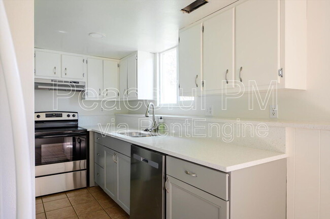 Building Photo - 3194 Hammonton Cir