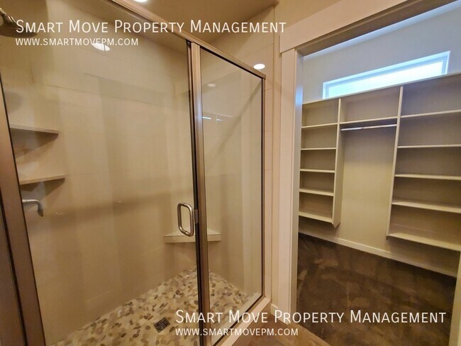 Building Photo - 3246 E Front Runner Ln