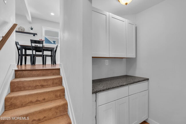 Building Photo - 88 Ridge Terrace