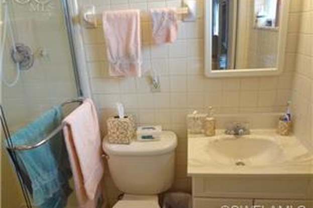 Building Photo - 416 Tudor Dr