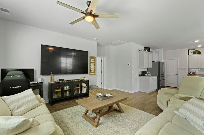 Building Photo - 41 Gypsea Ln