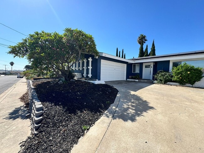 Building Photo - Upgraded 3 Bed / 2 Bath Pool Home with Solar in Lemon Grove